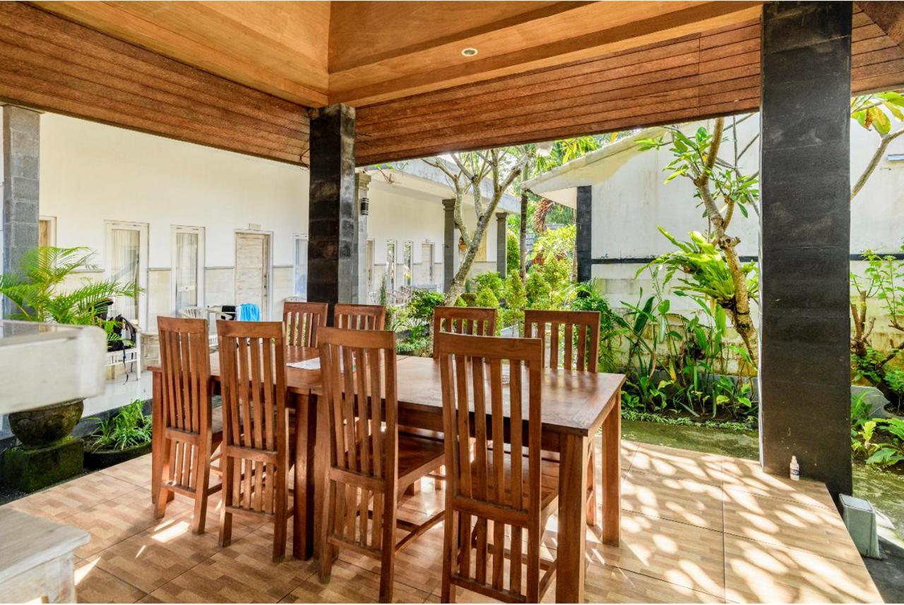 Pondok Chesia Homestay Canggu Exterior foto